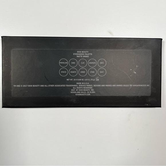 KKW Beauty trio of unused eyeshadow palettes, Classic, Matte Smoke, Matte Cocoa! - Picture 7 of 10